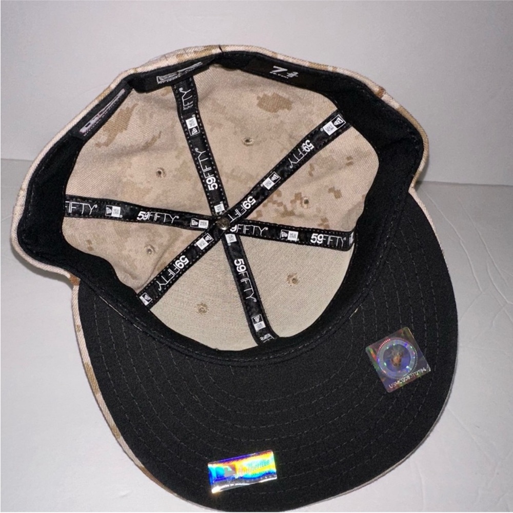 New Era NEW YORK YANKEE fitted hat 7 3/8 tan camo colors “Digital Camo On Field” - Picture 4 of 7